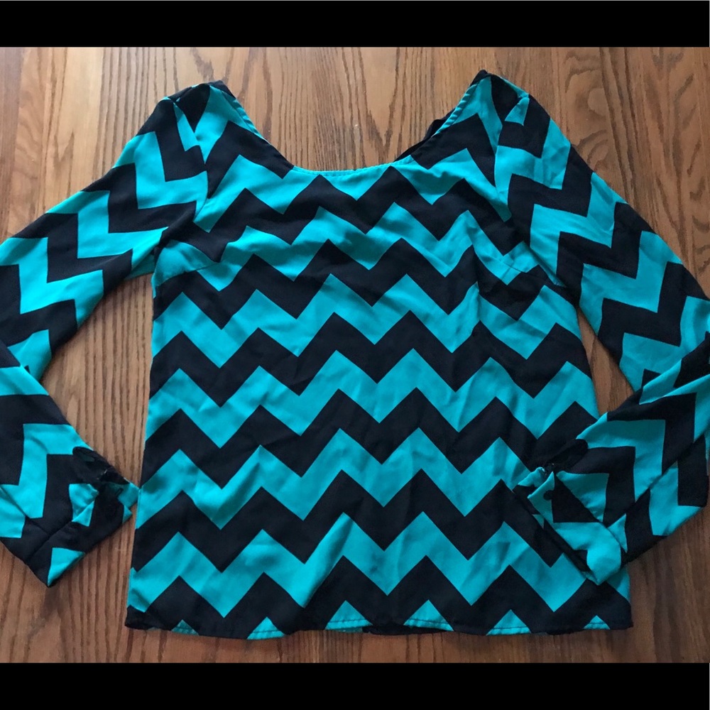 Charlotte Russe cross back long sleeve top